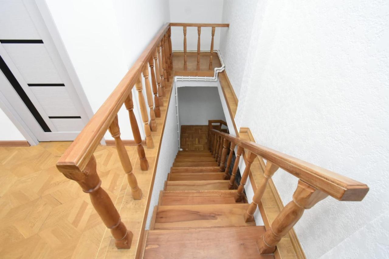 Guesthouses Opera Jerevan Eksteriør billede