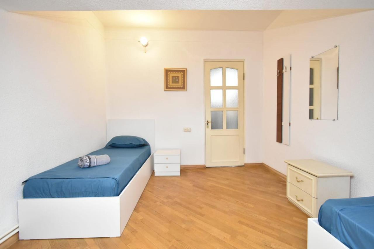 Guesthouses Opera Jerevan Eksteriør billede