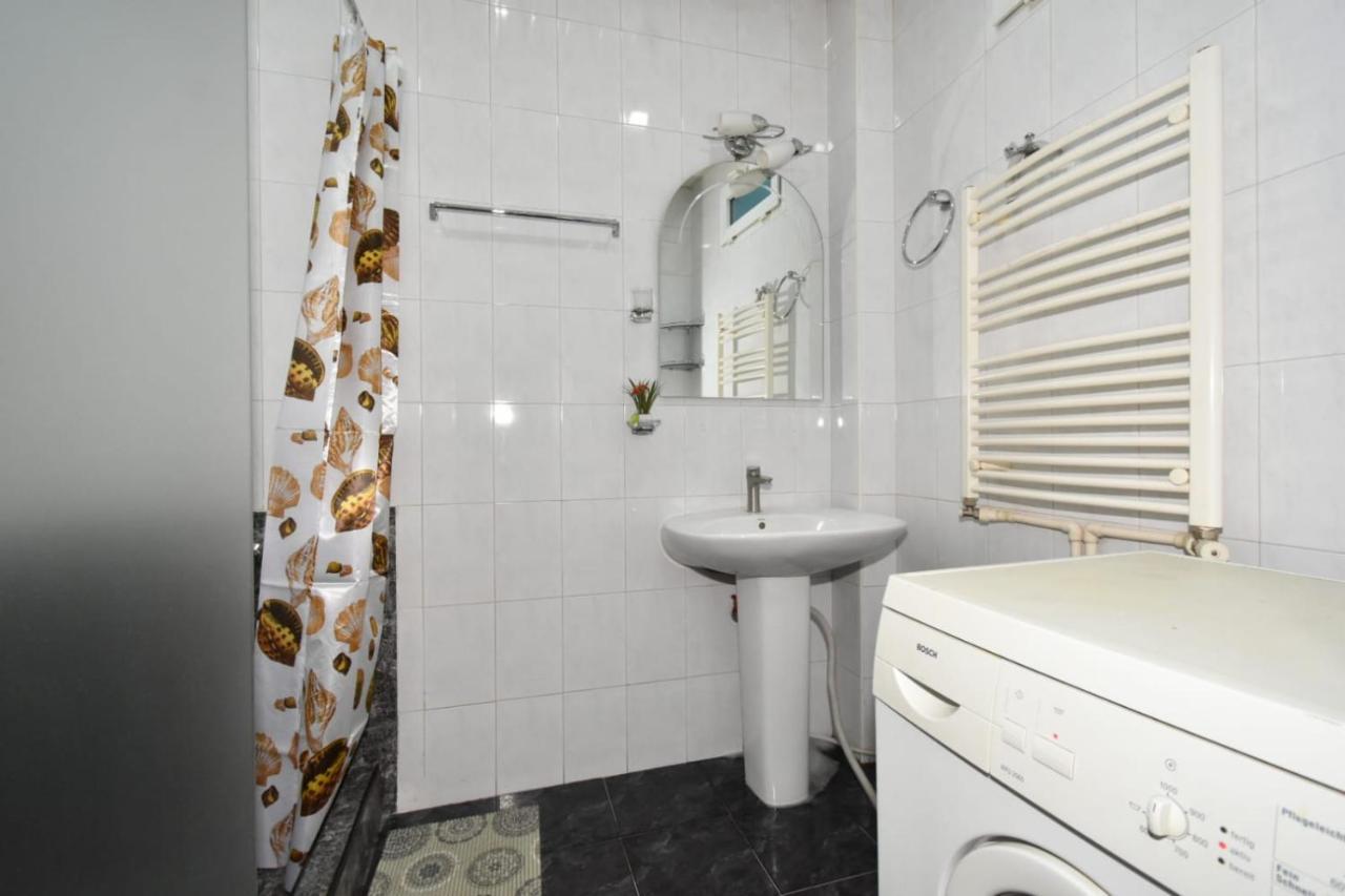 Guesthouses Opera Jerevan Eksteriør billede